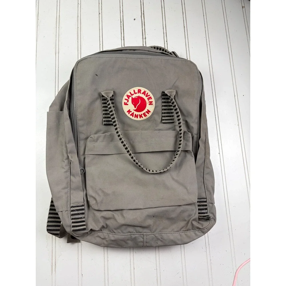 Fjällräven Kånken Fog Gray Striped Water Resistant BackPack Unisex